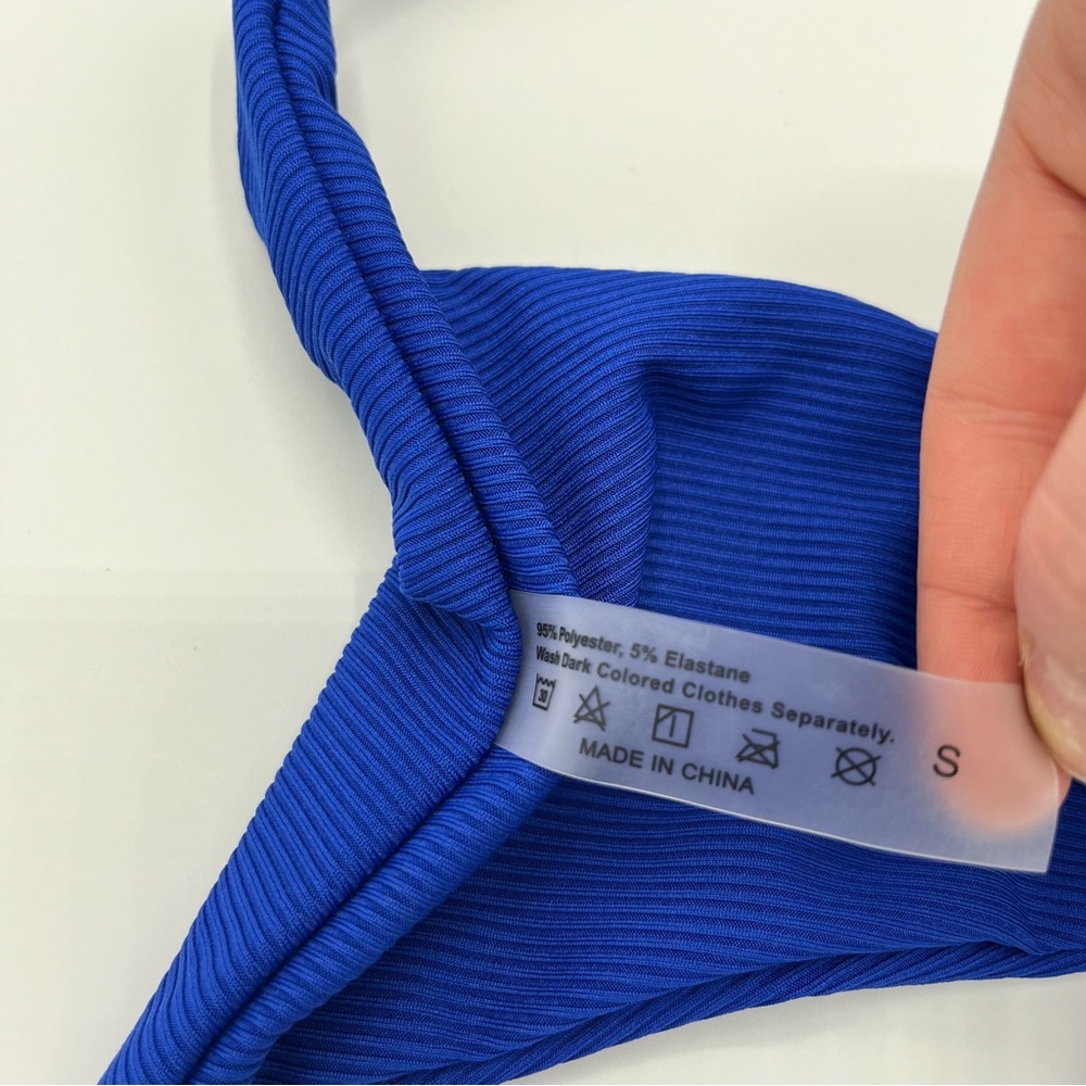blue string bikini - Picture 3 of 5